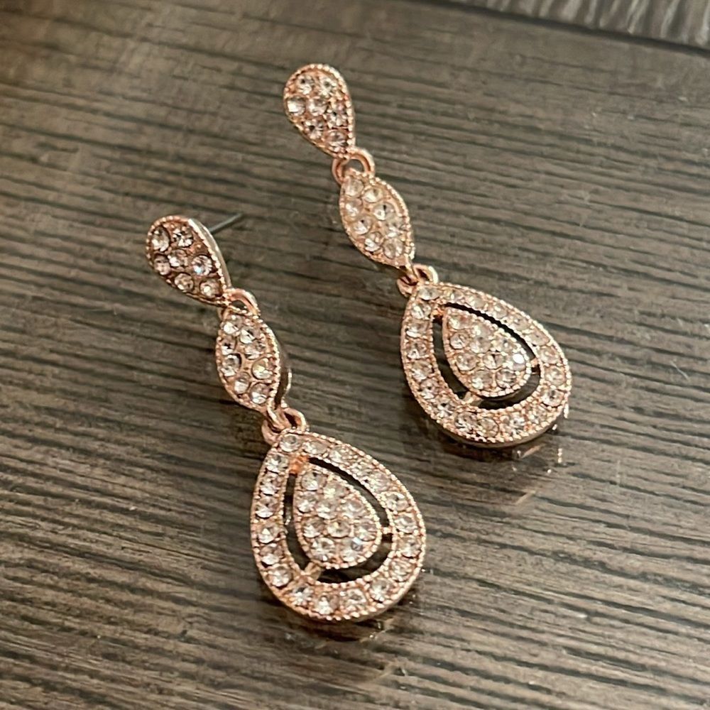 Vintage Style Rose Gold Colored Drop Earrings Rhinestone Dangle Earrings